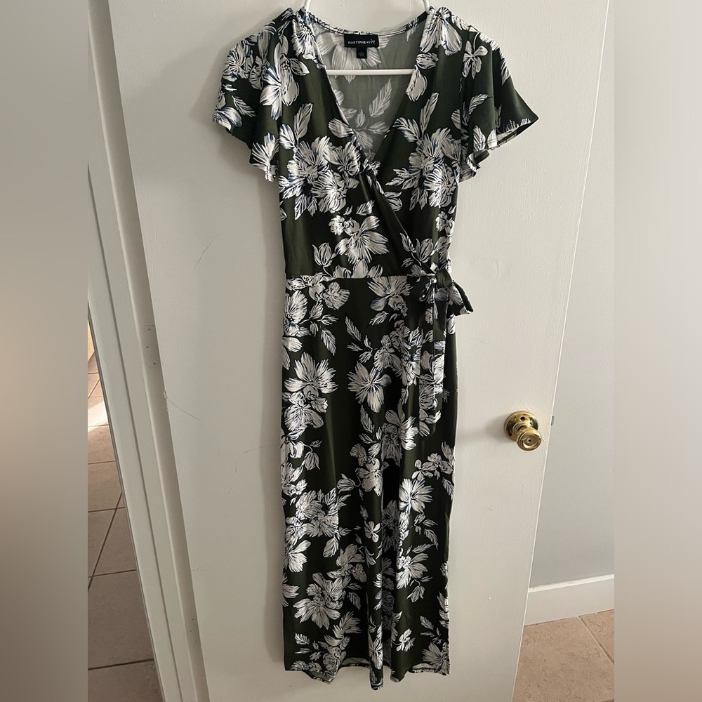 Dark green floral midi dress